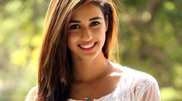 2017年中国内地电影票房排行榜前十，有一部还成了高中作文题材