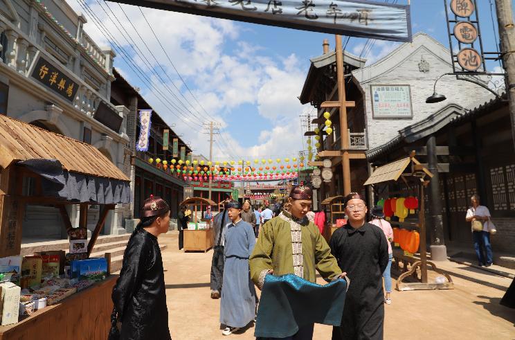 清河影视基地变身就业“孵化器”——看桥西区如何围绕影视产业做好文旅文章