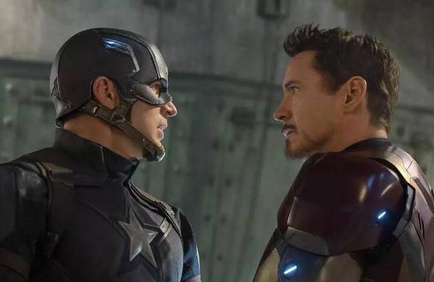 「扎导联盟」抱团吐槽华纳：4年后，DC的“遮羞布”终于被撕开了