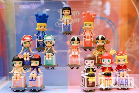 泡泡玛特上市：市值超千亿港元王宁靠盲盒引领潮玩文化