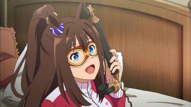 颠覆动画史上的错误观，赛马娘动漫中的听话筒姿势竟然正确！