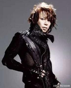 西川贵教COS舰娘，《碧蓝航线》秒变《猛男航线》Σ(°△°｜)︴