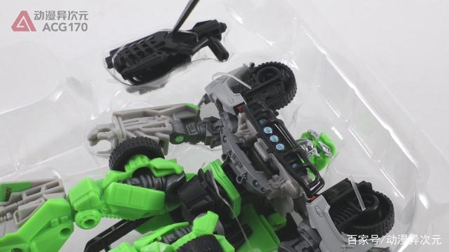 汽车人中的优秀医师变形金刚经典电影：月黑之时救护车图文评测