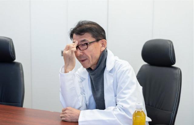 毛利小五郎被麻醉这么多次会怎样？麻醉医师：死定了！