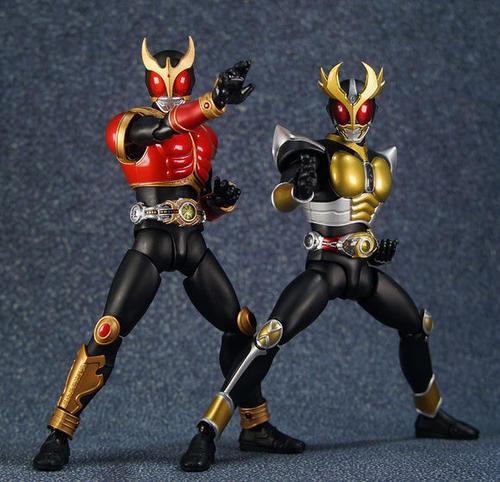 假面骑士：空我和亚极陀，外貌如此相像，他们到底是什么关系？