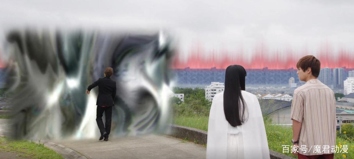 假面骑士Decade：无解次元壁玩穿越、吃面包，打打小魔王很在行