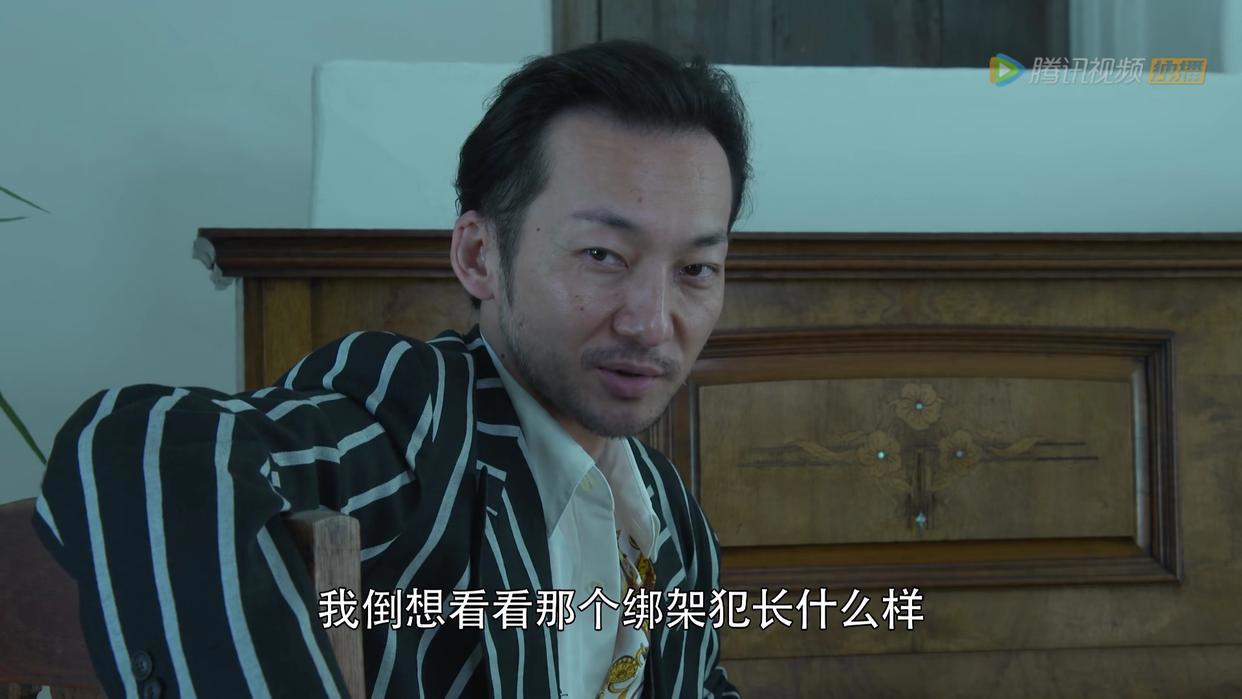 假面骑士帝骑网剧：山神和榴莲姐都已退场，小野寺又忘了变身！