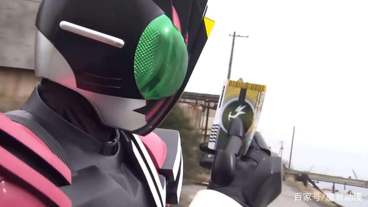 假面骑士Decade：烂尾是为了精彩的客串和继续的路过