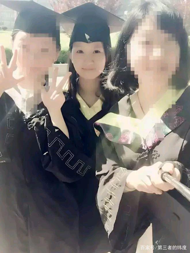 一个罕见病「渣女」的纯情罗曼史