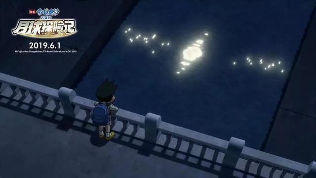 当全世界催你长大的时候，你还会去看这只蓝胖子吗？