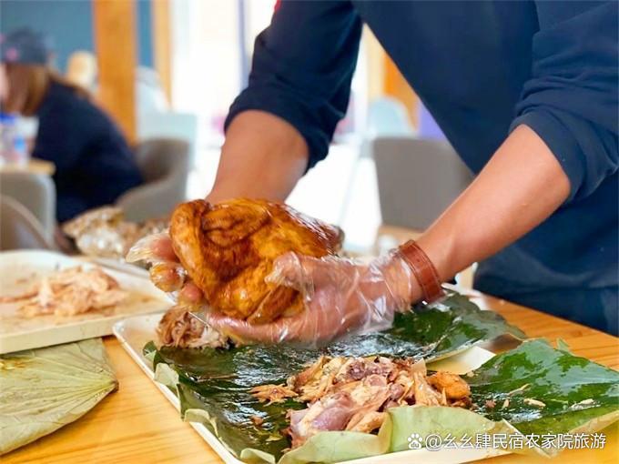 北京延庆大树与猫精品民宿，10个院子构成，艺术猫公馆与生态农场