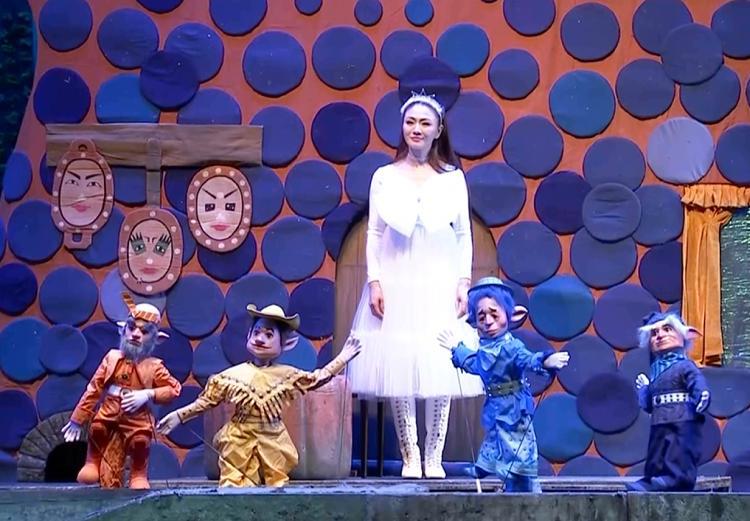 中国扬州木偶剧亮相哥伦比亚