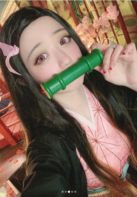 鬼灭之刃：受其动漫火爆的影响，国内外兴起COS其角色的风潮