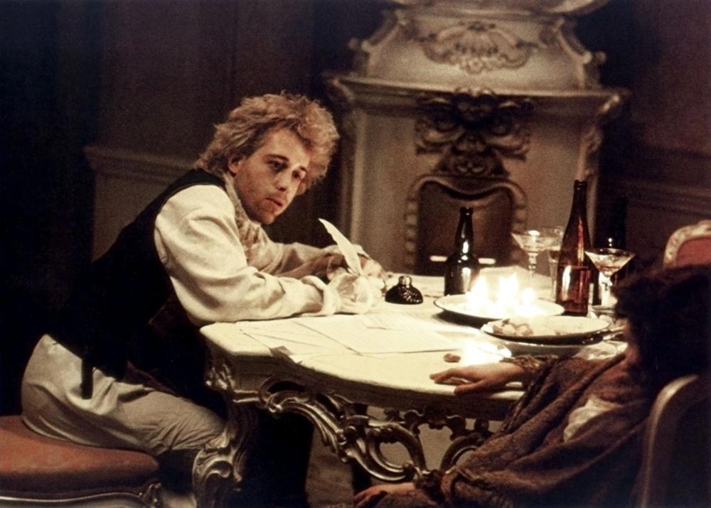 当虚构的天才遇上现实的天才，谁能更胜一筹呢？