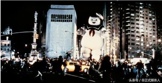 《头号玩家》把一部电影，玩成了动漫与游戏的串烧观众找彩蛋游戏