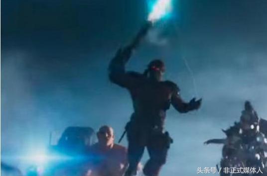 《头号玩家》把一部电影，玩成了动漫与游戏的串烧观众找彩蛋游戏