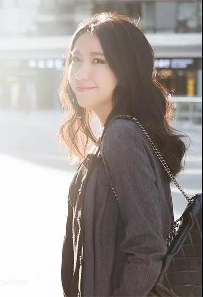 90后陈安妮，放弃高收入重新创业，2年创造15亿漫画巨舰