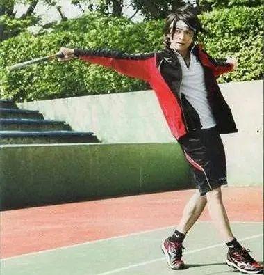 《网球王子》和《柯南》的“烂”，其实体现了漫画家的功德无量