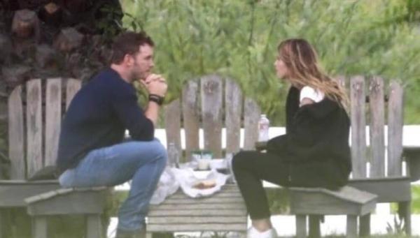 这边刚传出抖森不要演洛基？漫威官方强势回应，那边星爵就求婚了