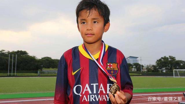 签约皇马的日本球员久保，有没有让你想起《足球风云》中的久保