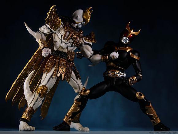 假面骑士空我：那年雪山之巅，黑色战士的哭泣和白色恶魔的狂笑！