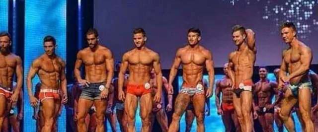 公狗腰早就是过去式了，现在流行的是“鲨鱼线”不知道你就OUT了