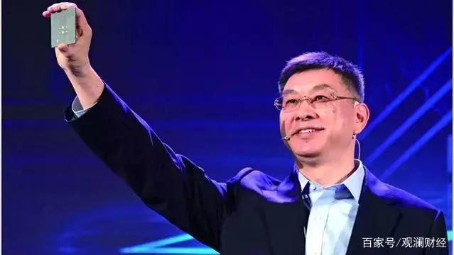 厦企助力《哪吒》票房破7亿；蓝帽子美股上市首日大涨14.5%