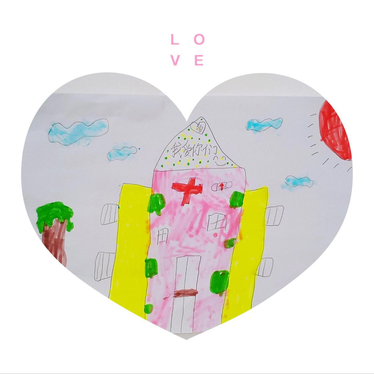 “我爱你们，大白妈妈”隔离病房里，医护暖心照料新冠肺炎小患者