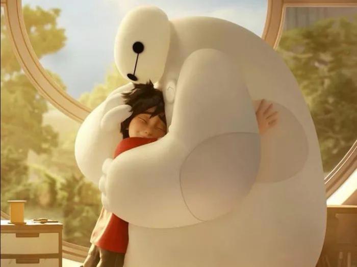 动漫中的人物神还原龙猫中的经典场景，大白版的龙猫很暖心！