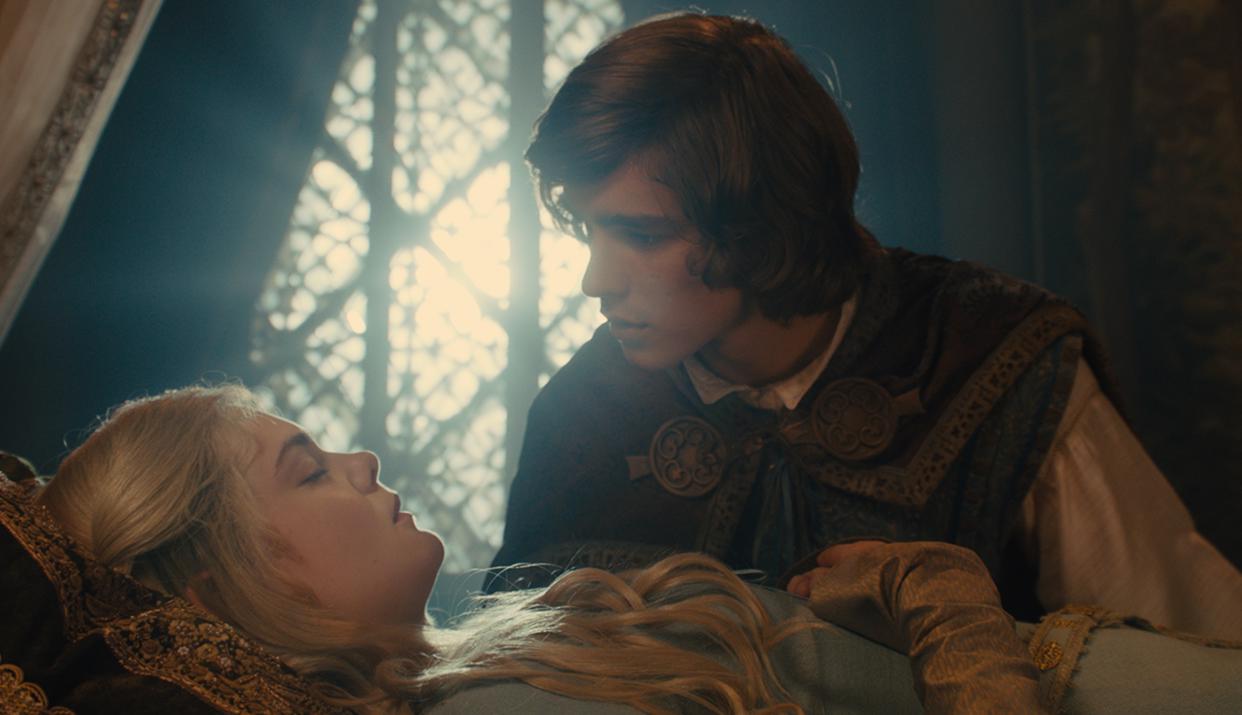 迪士尼出品的真人版公主，贝儿公主最梦幻，小美人鱼最失败