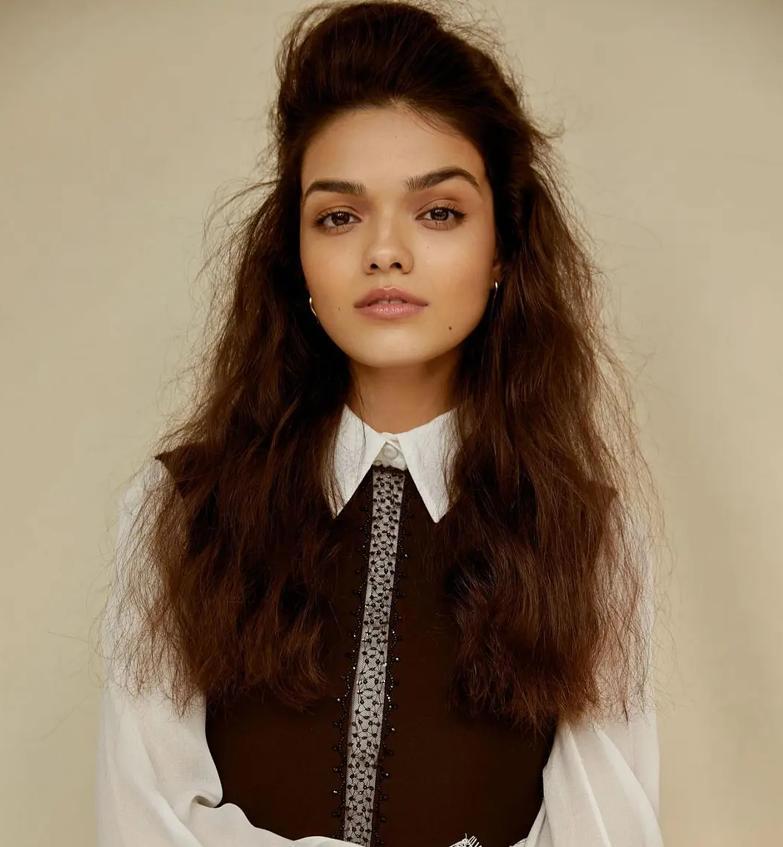 迪士尼颠覆原有设定，继“黑皮”小美人鱼后，又现“黑雪”公主