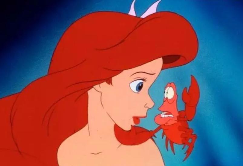 《小美人鱼》片场照曝光！黑人爱丽儿拯救白人王子，影迷吐槽不断