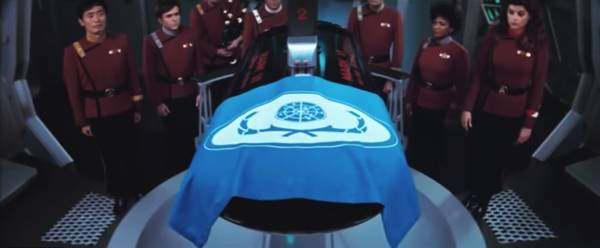 有超人有蝙蝠侠，《头号玩家》的趣味彩蛋