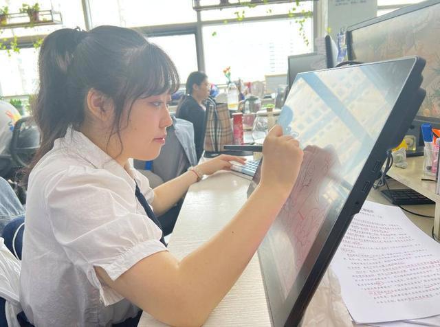 济南市委书记点赞这位优秀青年，齐鲁晚报特稿：专访漫画师丁姣