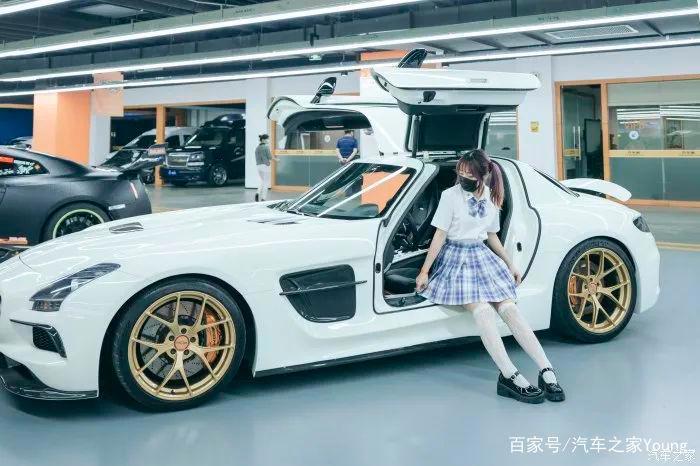 JUICYBOXX超次元改装文化节，满屏JkCos长腿小姐姐！