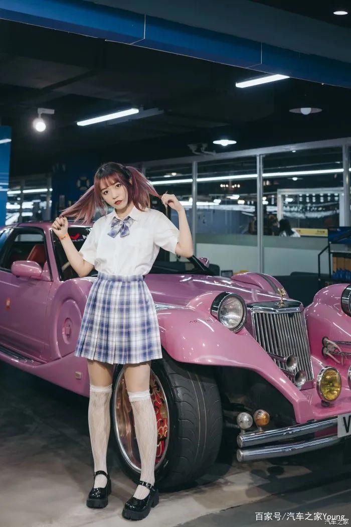 JUICYBOXX超次元改装文化节，满屏JkCos长腿小姐姐！