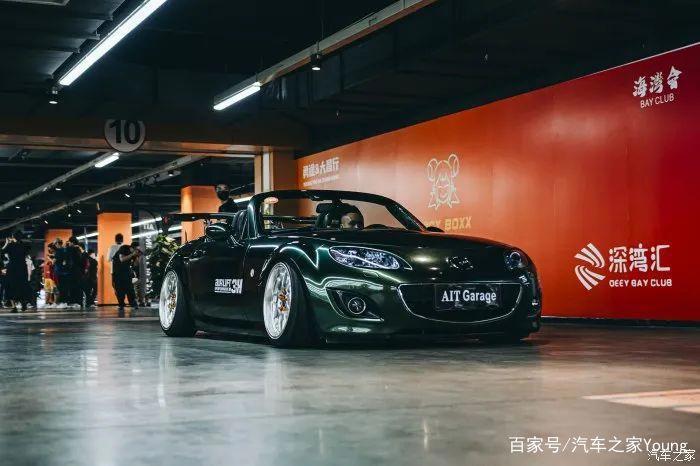 JUICYBOXX超次元改装文化节，满屏JkCos长腿小姐姐！