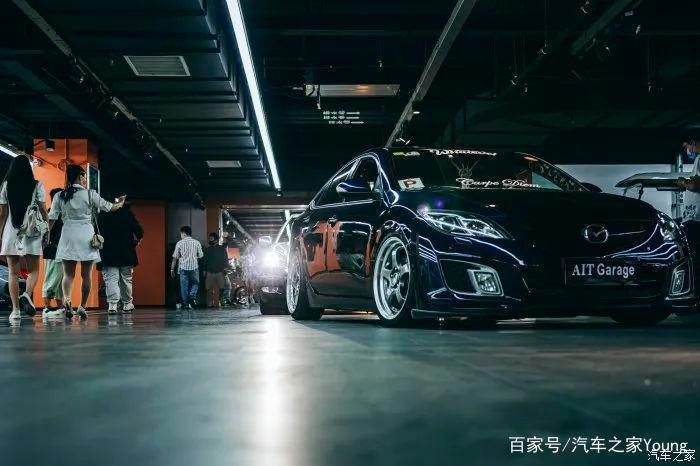 JUICYBOXX超次元改装文化节，满屏JkCos长腿小姐姐！