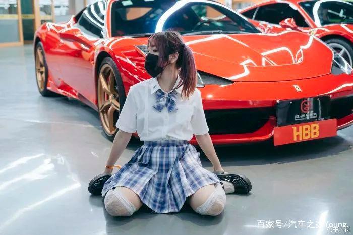 JUICYBOXX超次元改装文化节，满屏JkCos长腿小姐姐！