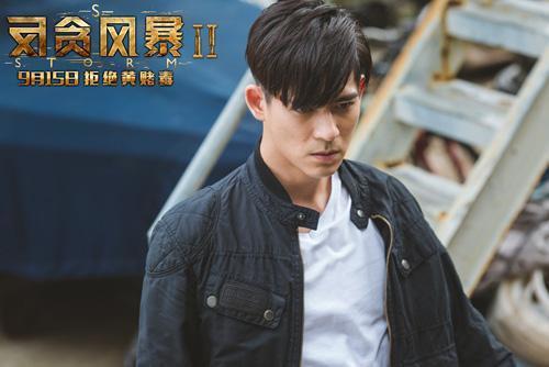 那个一手捧红虞书欣、胡一天的女人，也曾跟郭敬明手牵手