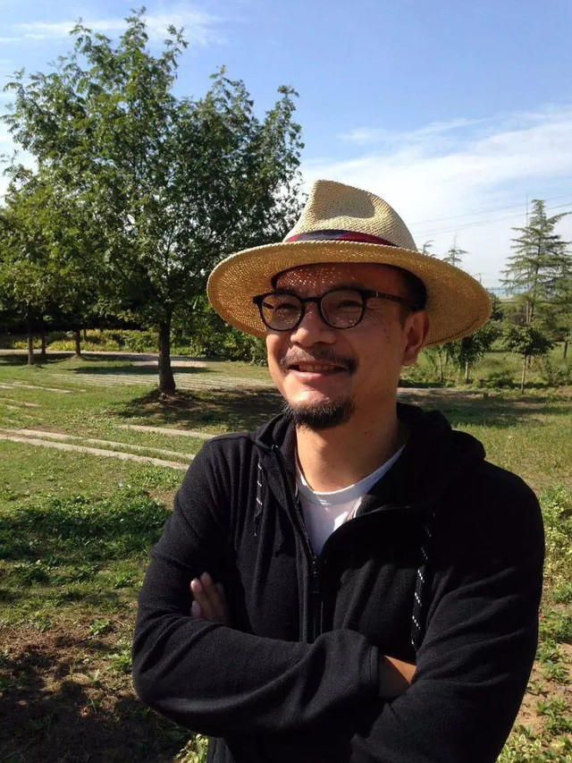 《大世界》——一个金钱至上，信仰缺失的世界