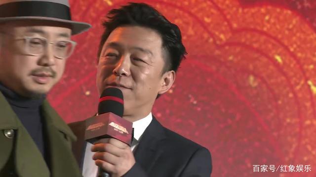 青岛少妇黄渤，齐齐哈尔小栗旬沈腾，山争哥哥徐峥《疯狂外星人》