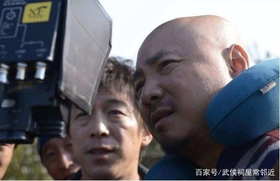 《疯狂外星人》这部电影借着外星人的外壳，向齐天大圣致敬