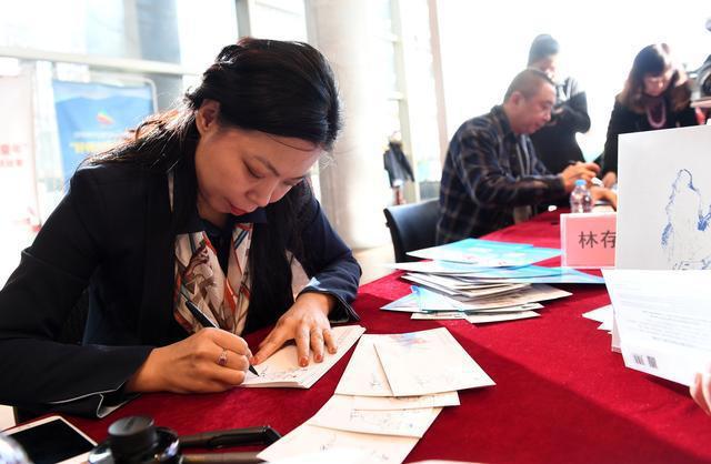 冰雪晶莹点亮梦想——北京冬奥会、冬残奥会吉祥物诞生记