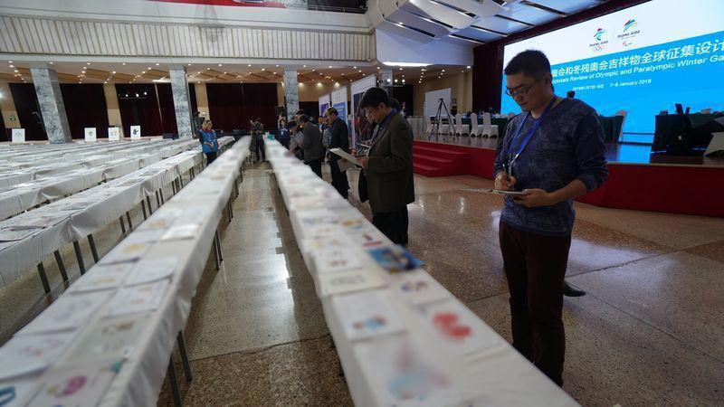 冰雪晶莹点亮梦想——北京冬奥会、冬残奥会吉祥物诞生记（详版）