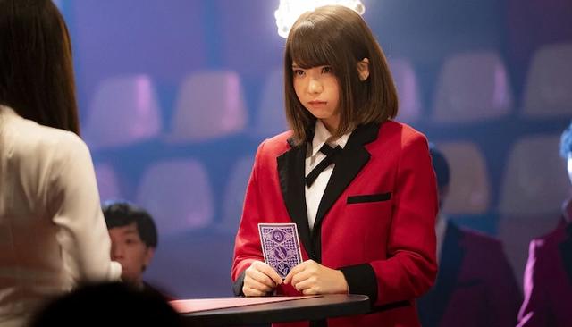 她是日本第一coser，高收入被怀疑“枕营业”，妹子坦白令人沉默