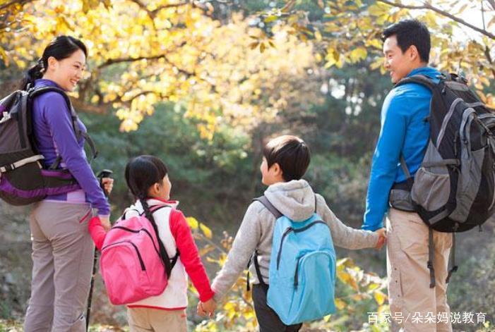 “读万卷书不如行万里路”，家长多带孩子出游，建立孩子的世界观