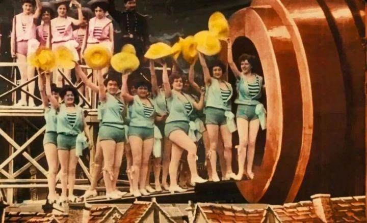 中秋节想要应景，可以看这10部关于月亮的电影