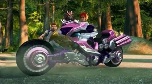 《超兽武装》八位超兽战士的座驾，苗条俊的玄武号是最豪华的