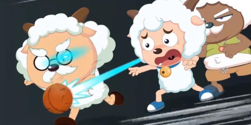 《喜羊羊与灰太狼》慢羊羊插入芯片球技暴涨，幕后的反派居然是他